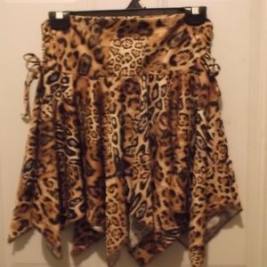 Thin, unlined, Jaguar print skirt * NWOT